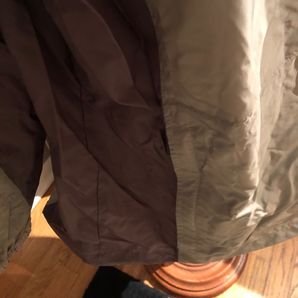 Two tone Columbia titanium nylon jacket size xxl - Picture 6 of 11